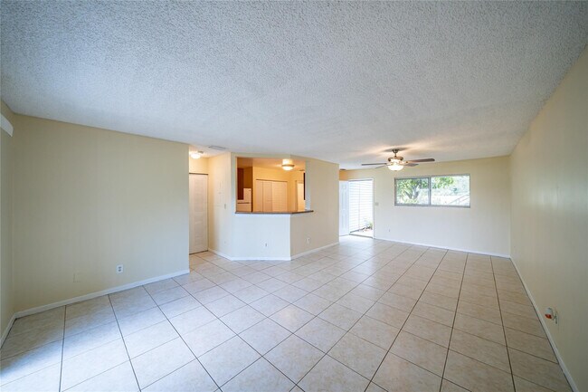 Building Photo - 3453 NW 44th St