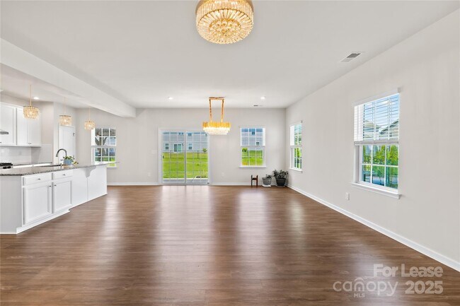 Building Photo - 7011 Waterwheel St SW