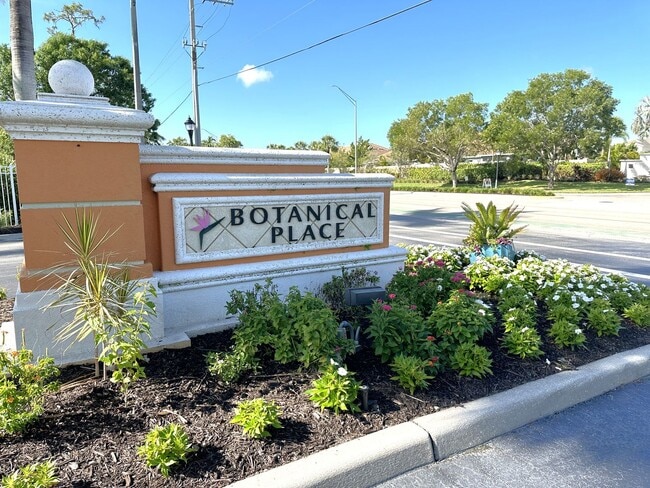 Building Photo - ** BOTANICAL PLACE ** 3 BED / 2 BATH - CON...