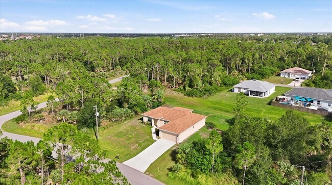 Building Photo - 1458 Richbriar Dr