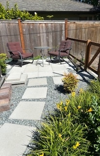 Patio and walkway leading to the MIL apartment - 1515 Arboretum Plz E