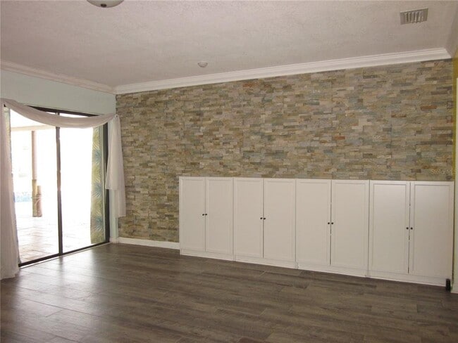 Building Photo - 4707 Ranchway Ct