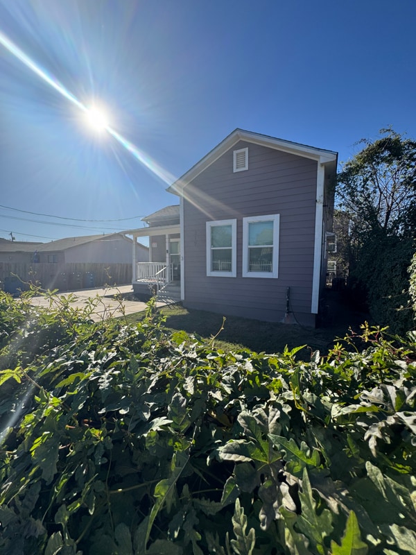 Building Photo - 319 S Olive St