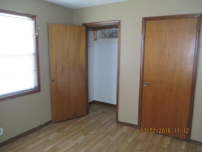 Building Photo - 213 Cazort St