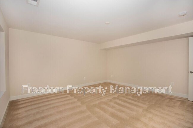 Building Photo - 10774 Monocacy Way