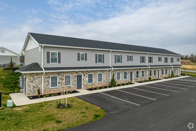 Building Photo - Dover Highlands