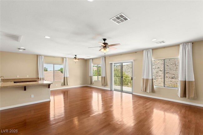 Building Photo - 17 Morninglow Pass