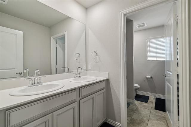 Building Photo - 216 Fieldstone Dr