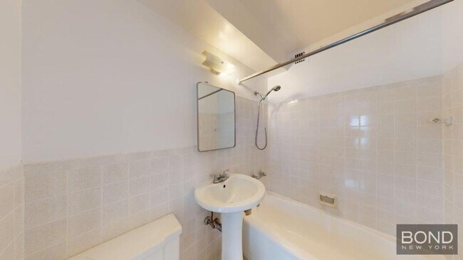 Building Photo - 0 bedroom in New York NY 10016