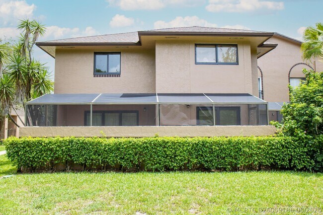 Building Photo - 3810 NW 23rd Ct