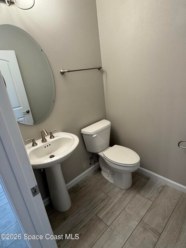 Building Photo - 49 Montecito Dr