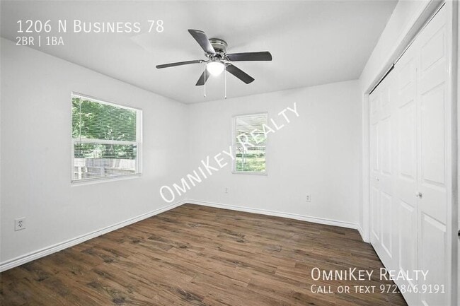Building Photo - 1206 N Texas 78 Business