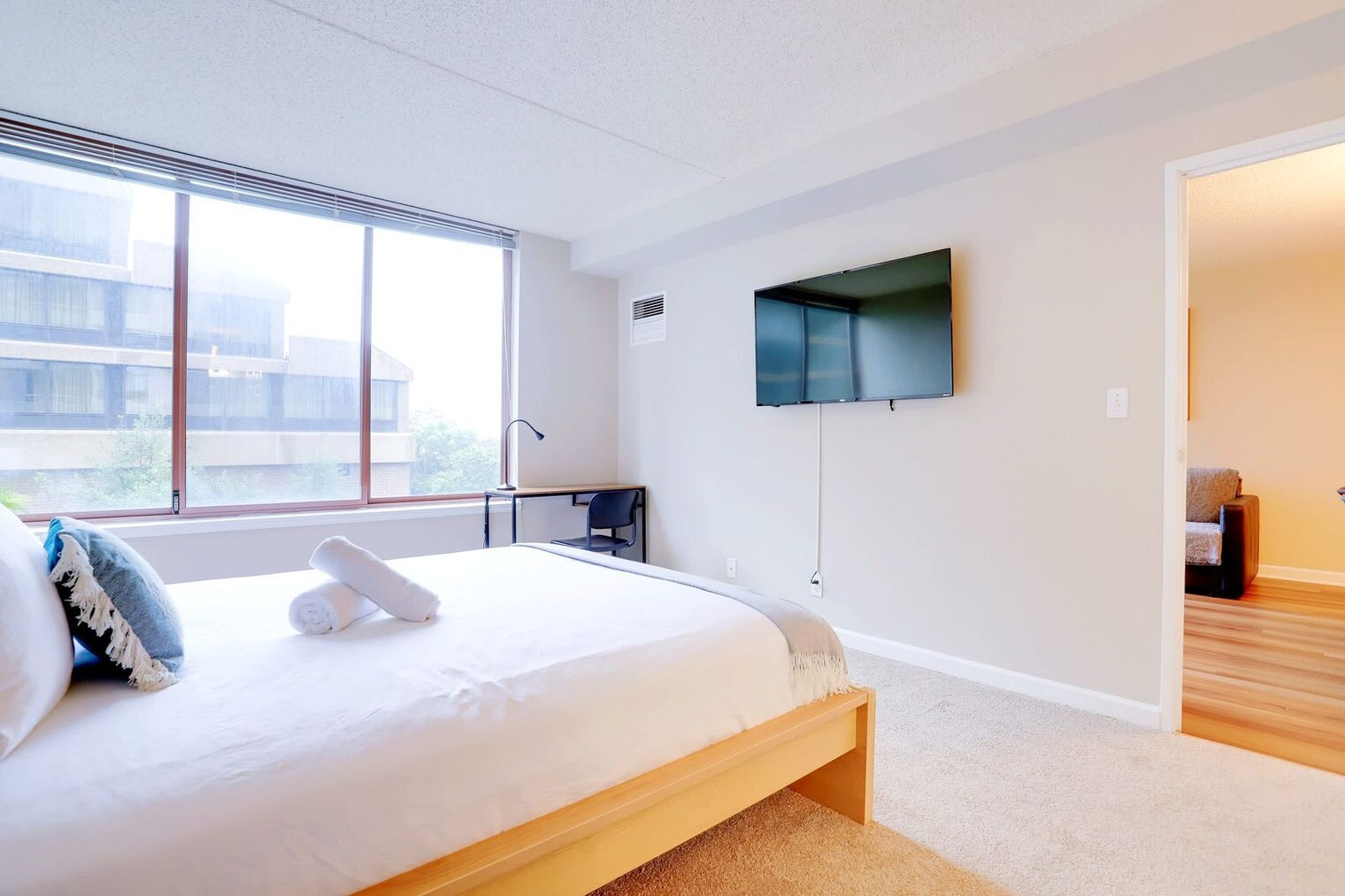 Building Photo - 401 12th St S