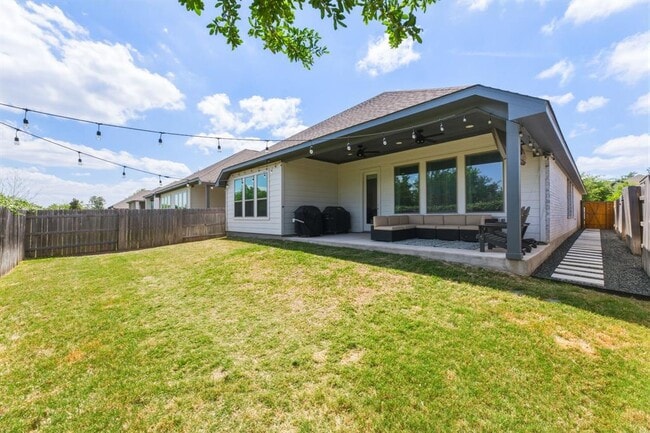 Building Photo - 4505 Post Loop