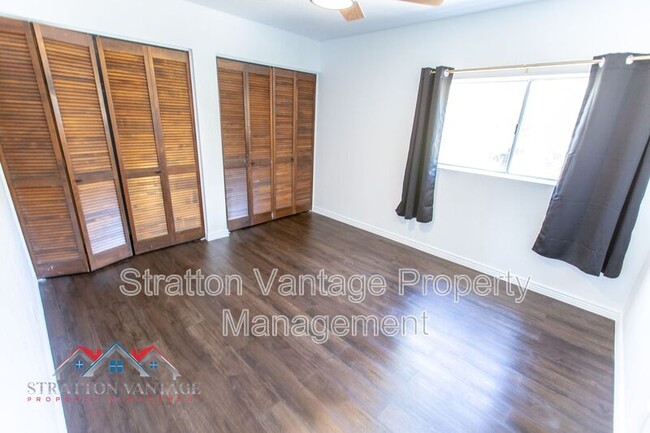 Building Photo - 4935 N 43rd St