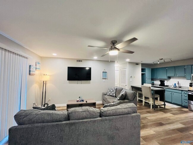 Building Photo - 6612 Willow Pointe Dr NW