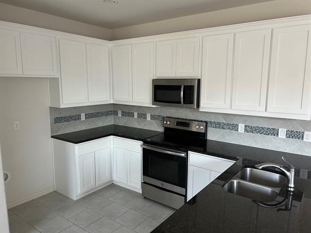 Building Photo - 304 Lead Creek Dr