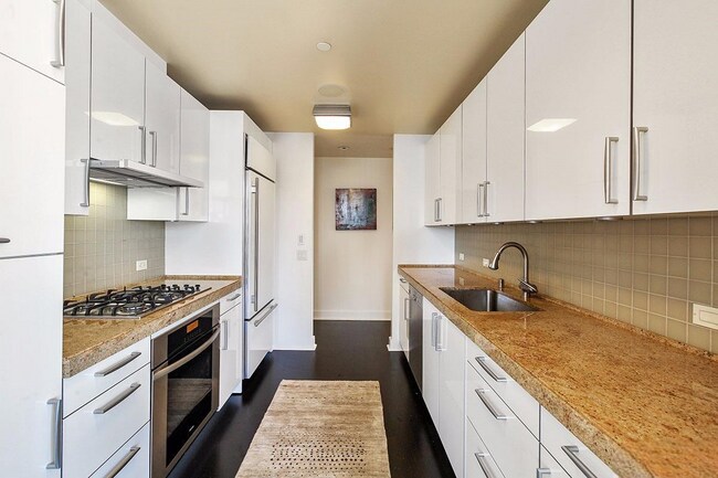 Building Photo - 188 Minna St
