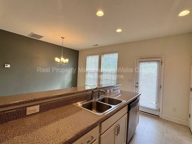 Building Photo - 4413 Lord Joseph Ct