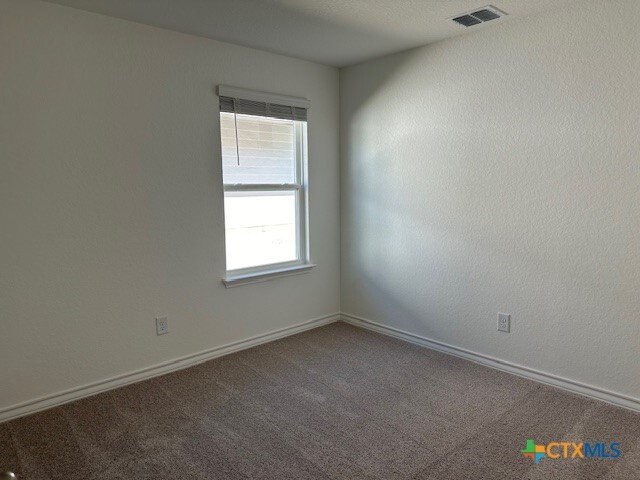 Building Photo - 914 Bluegrass Pt