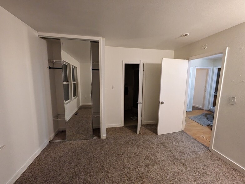 Master bedroom - 2456 Palmvilla Ct