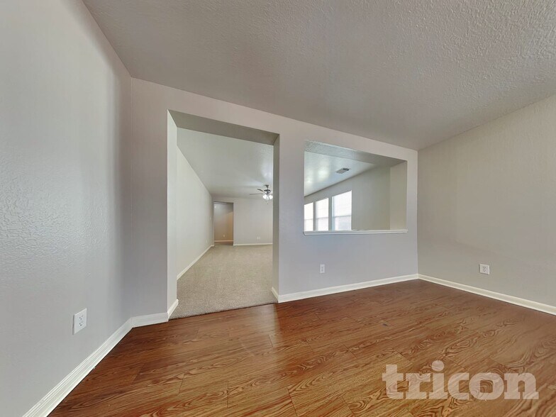 Building Photo - 2942 Yearling Colt Ct