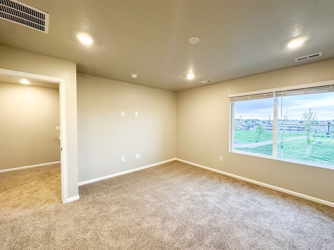 Building Photo - Brand New 3BR in the Brook at Via Varra No...