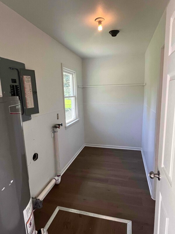 Building Photo - 1415 Hackberry Ln