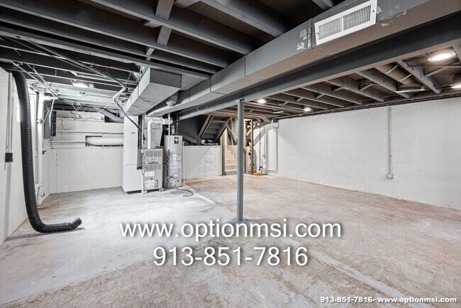 Building Photo - Comfort, Space & Style – Beautifully Updated Split-Level Home