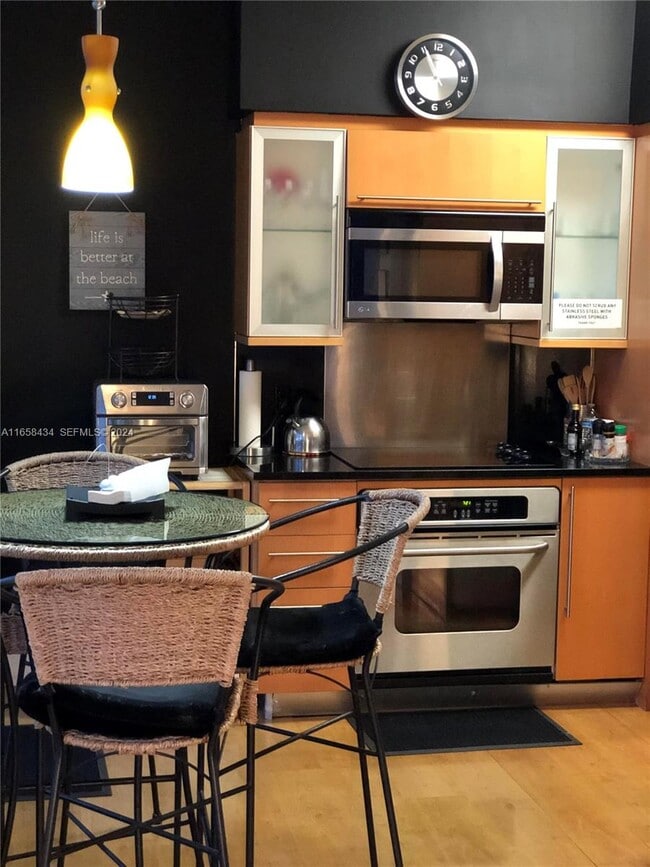 Building Photo - 6365 Collins Ave