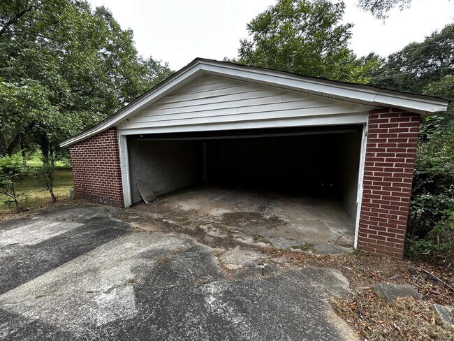 Building Photo - 1233 Crenshaw St