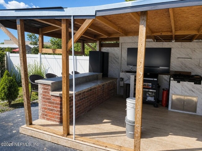 Building Photo - 45013 Amhurst Oaks Dr