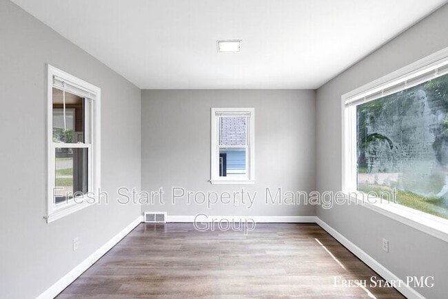 Building Photo - 3110 W Michigan Ave