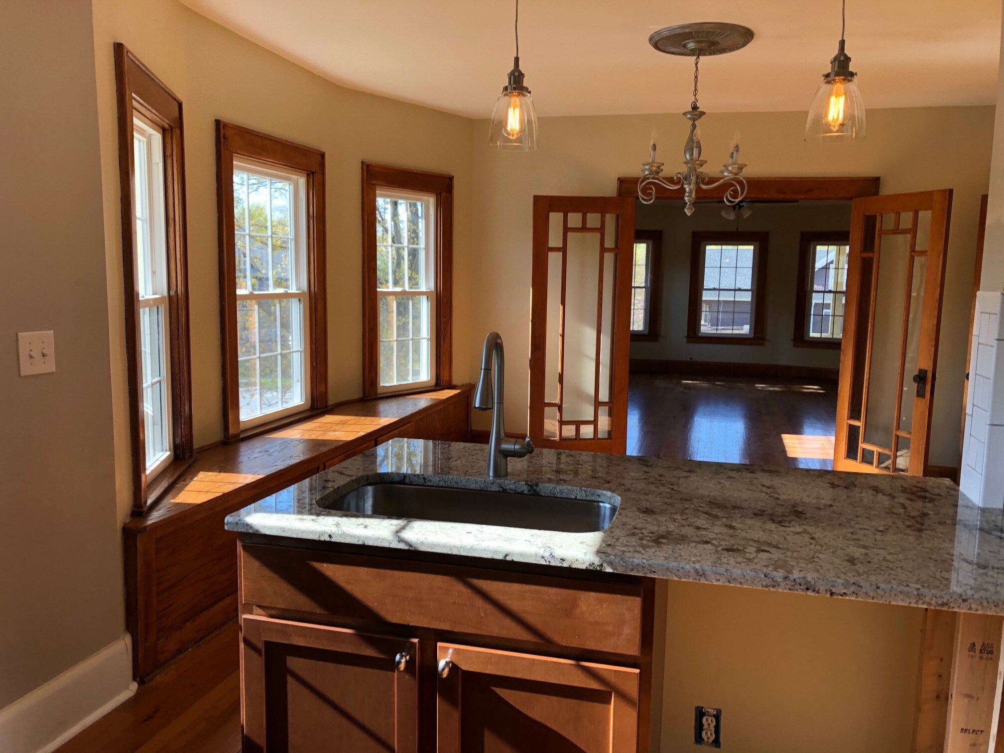 Building Photo - 400 Broad St