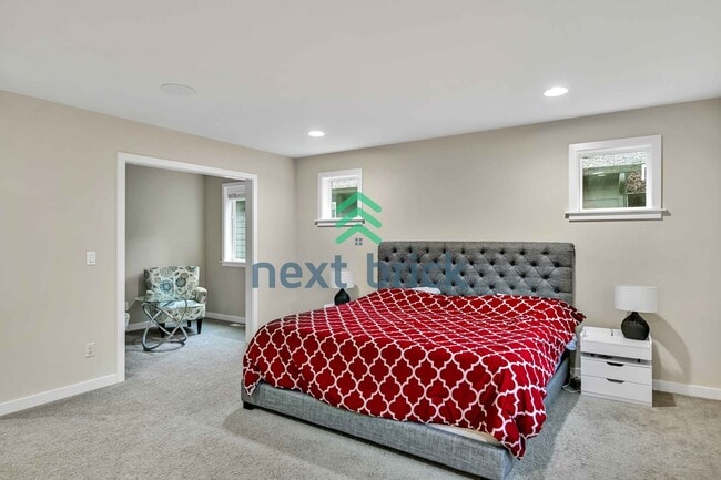 Building Photo - Stunning 4-Bedroom, 3-Bathroom East-Facing Cul-De-Sac Home in Laterra Estates