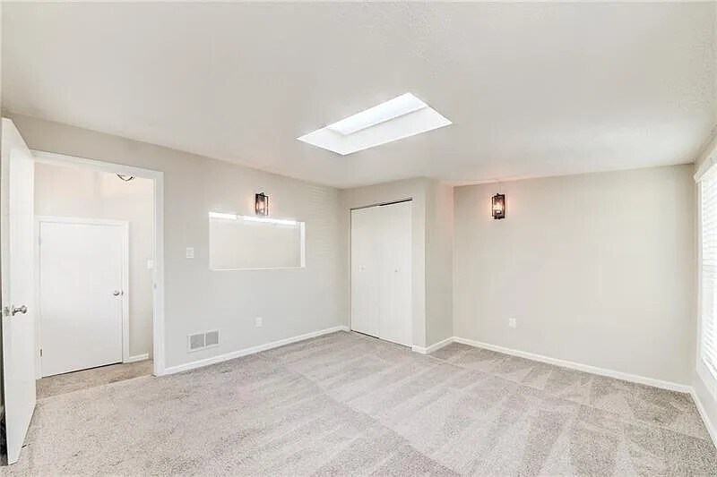 Building Photo - 1916 Wharton St