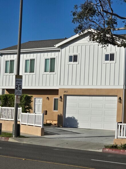 Building Photo - 2857 W Carson St