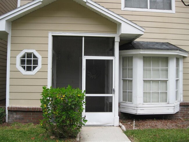 Building Photo - 3090 Pointer Dr