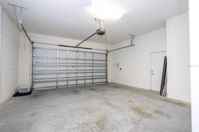 Building Photo - 7573 Green Mountain Way