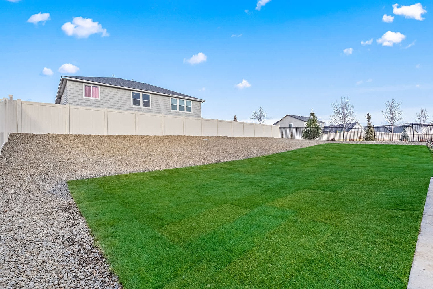 Building Photo - 1424 W Bass River Dr