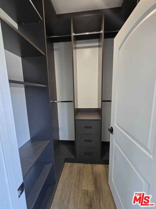 Building Photo - 14121 Califa St