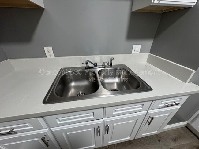 Building Photo - 714 Lime Ave