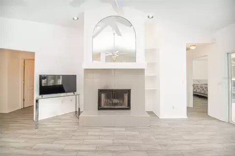 Building Photo - 8725 Scandinavia Blvd