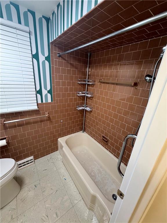 Building Photo - 3 Wood Rd