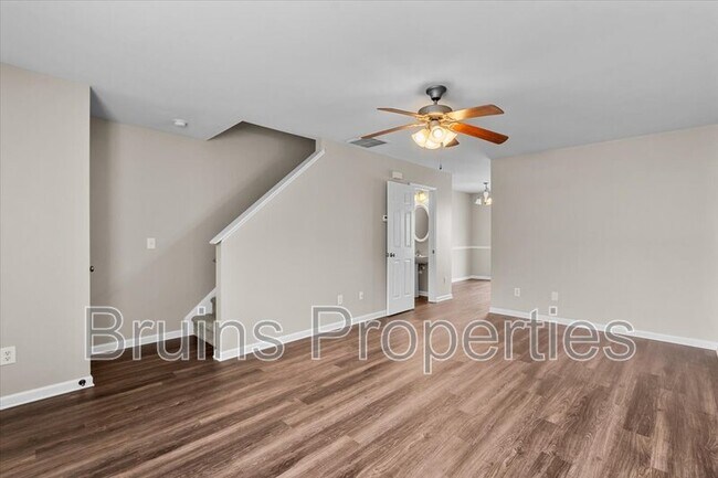 Building Photo - 3884 Hickswood Creek Dr