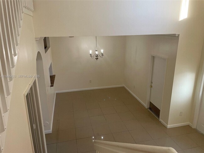 Building Photo - 12885 SW 49th Ct