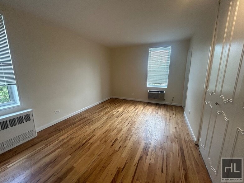 Building Photo - GRAND CENTRAL PARKWAY