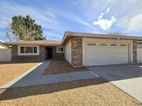 Building Photo - 1102 E Ave J5