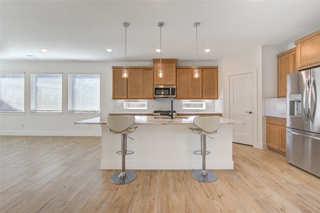 Building Photo - 1419 Shaded Rock Dr