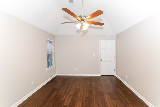 Building Photo - 1053 Green Fern Cove